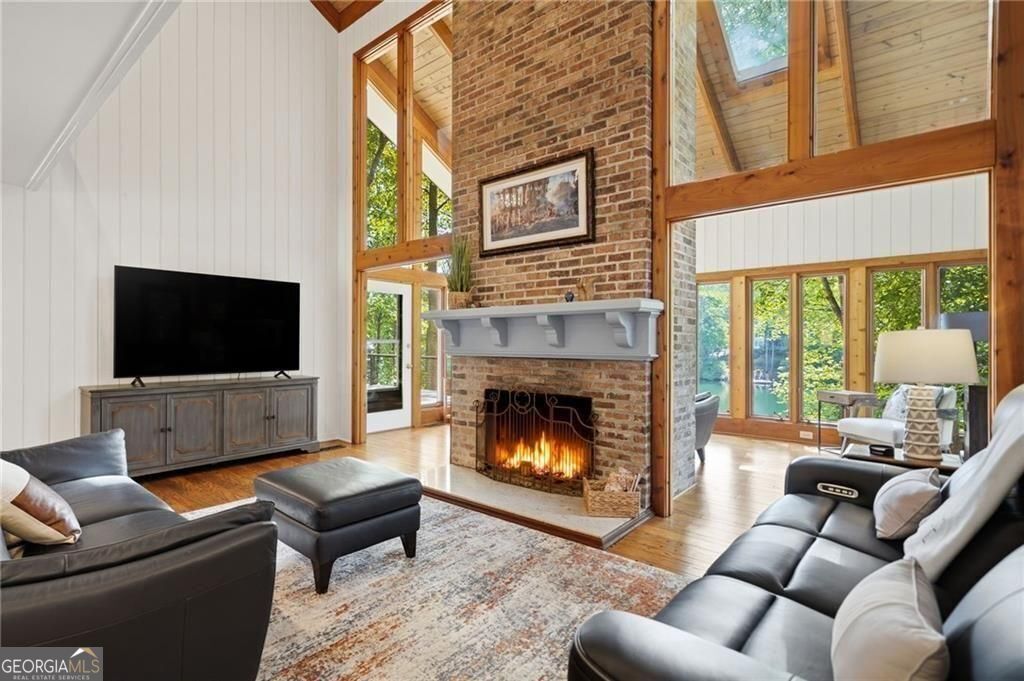 Waleska, Georgia, 30183, United States, 4 Bedrooms Bedrooms, ,3 BathroomsBathrooms,Residential,Active,2044138