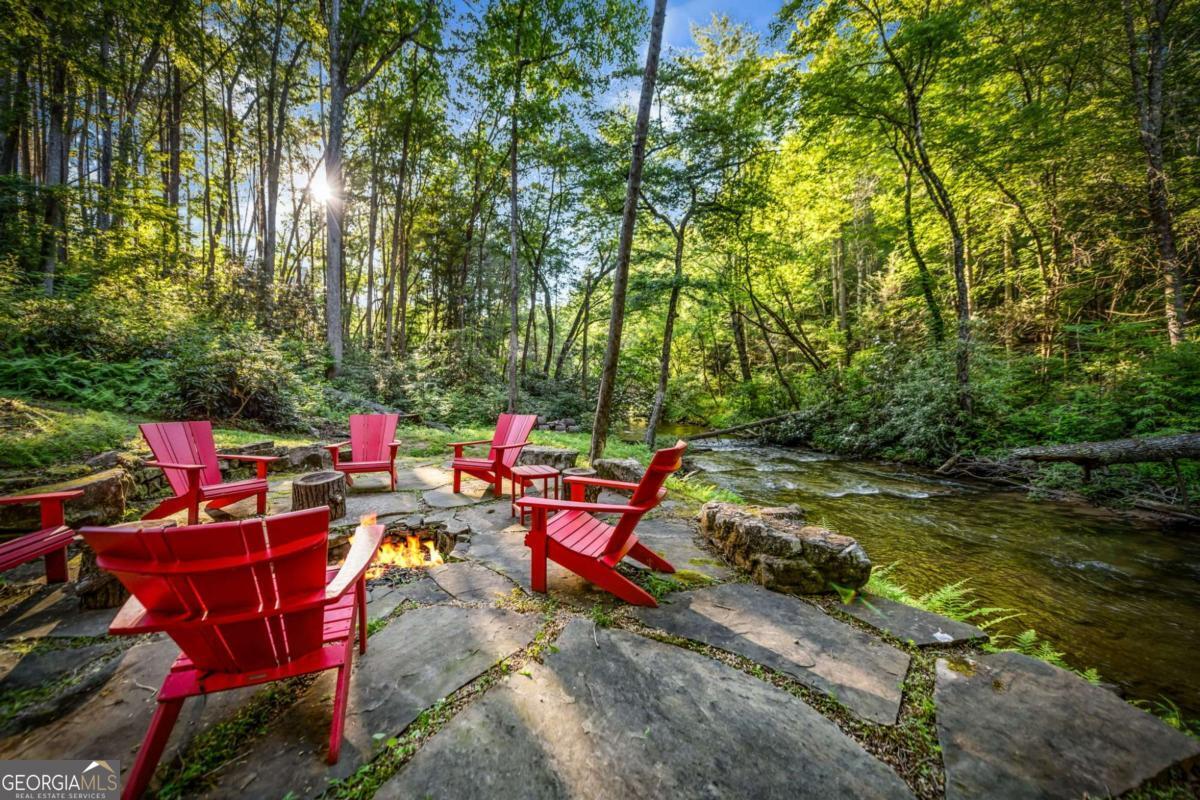 Blue Ridge, Georgia, 30513, United States, 3 Bedrooms Bedrooms, ,5 BathroomsBathrooms,Residential,Active,2006916