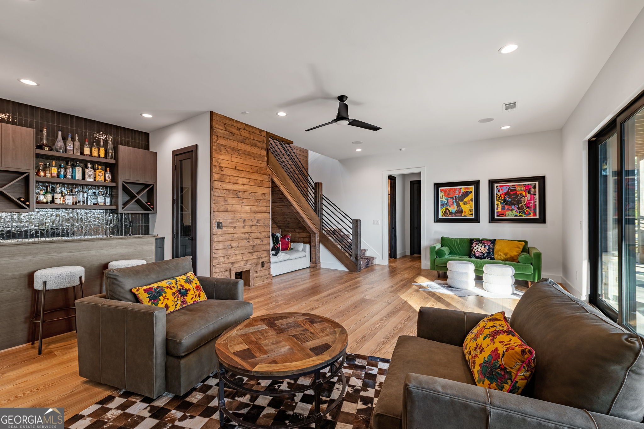 Ellijay, Georgia, 30540, United States, 4 Bedrooms Bedrooms, ,3 BathroomsBathrooms,Residential,Active,1986866