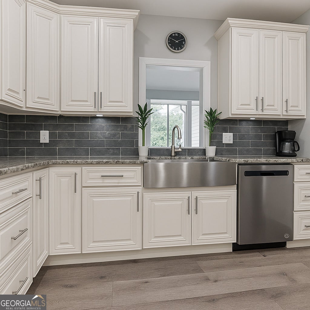 Ellijay, Georgia, 30540, United States, 4 Bedrooms Bedrooms, ,5 BathroomsBathrooms,Residential,Active,1913021