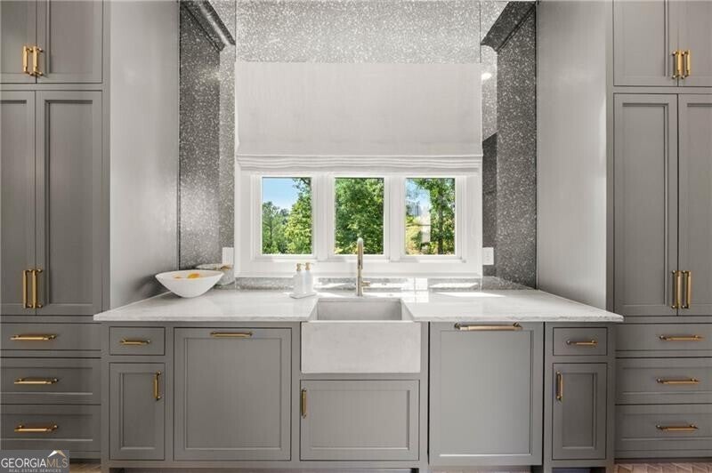 Alpharetta, Georgia, 30004, United States, 6 Bedrooms Bedrooms, ,8 BathroomsBathrooms,Residential,Active,1929430