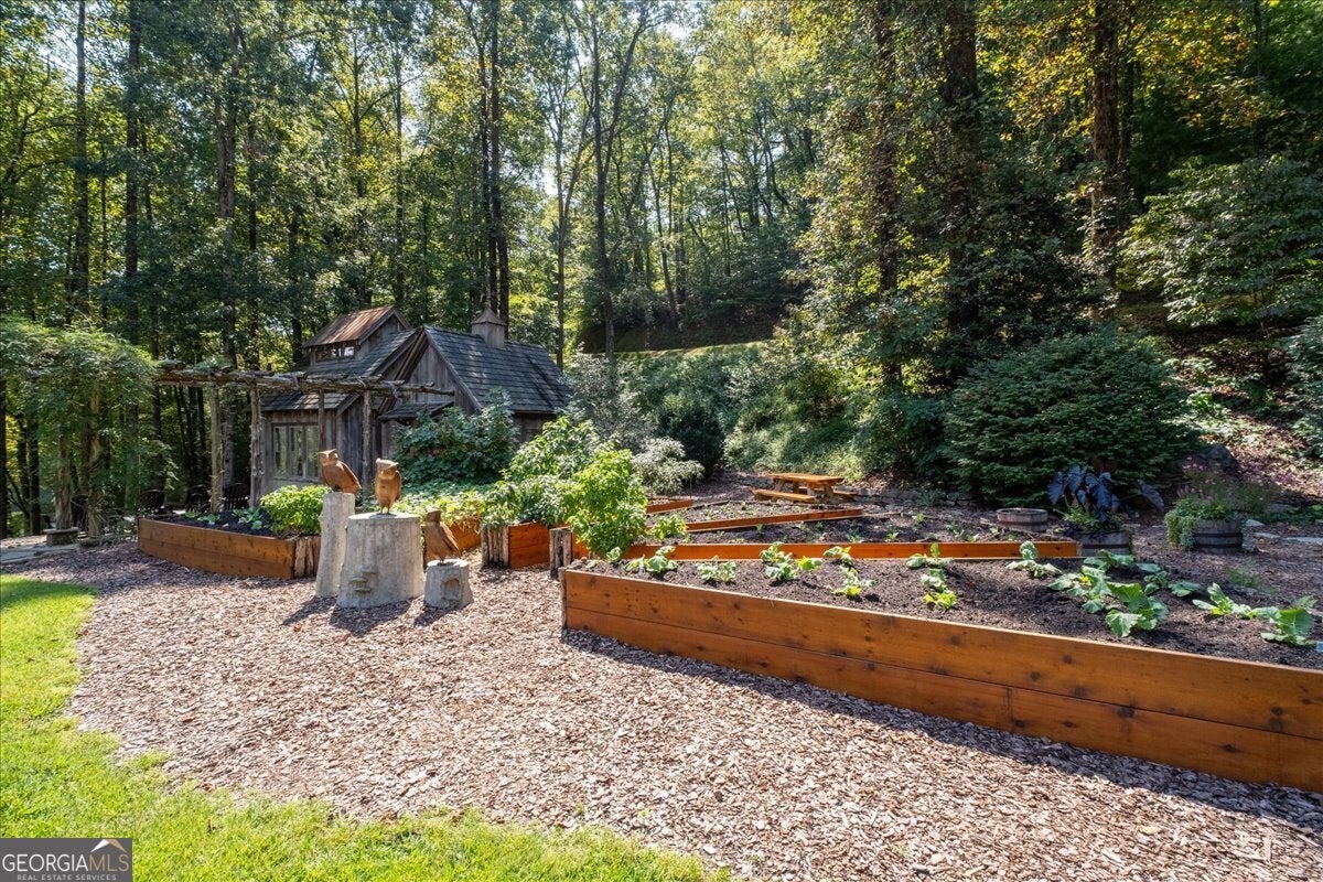 Ellijay, Georgia, 30540, United States, 5 Bedrooms Bedrooms, ,7 BathroomsBathrooms,Residential,Active,2017437