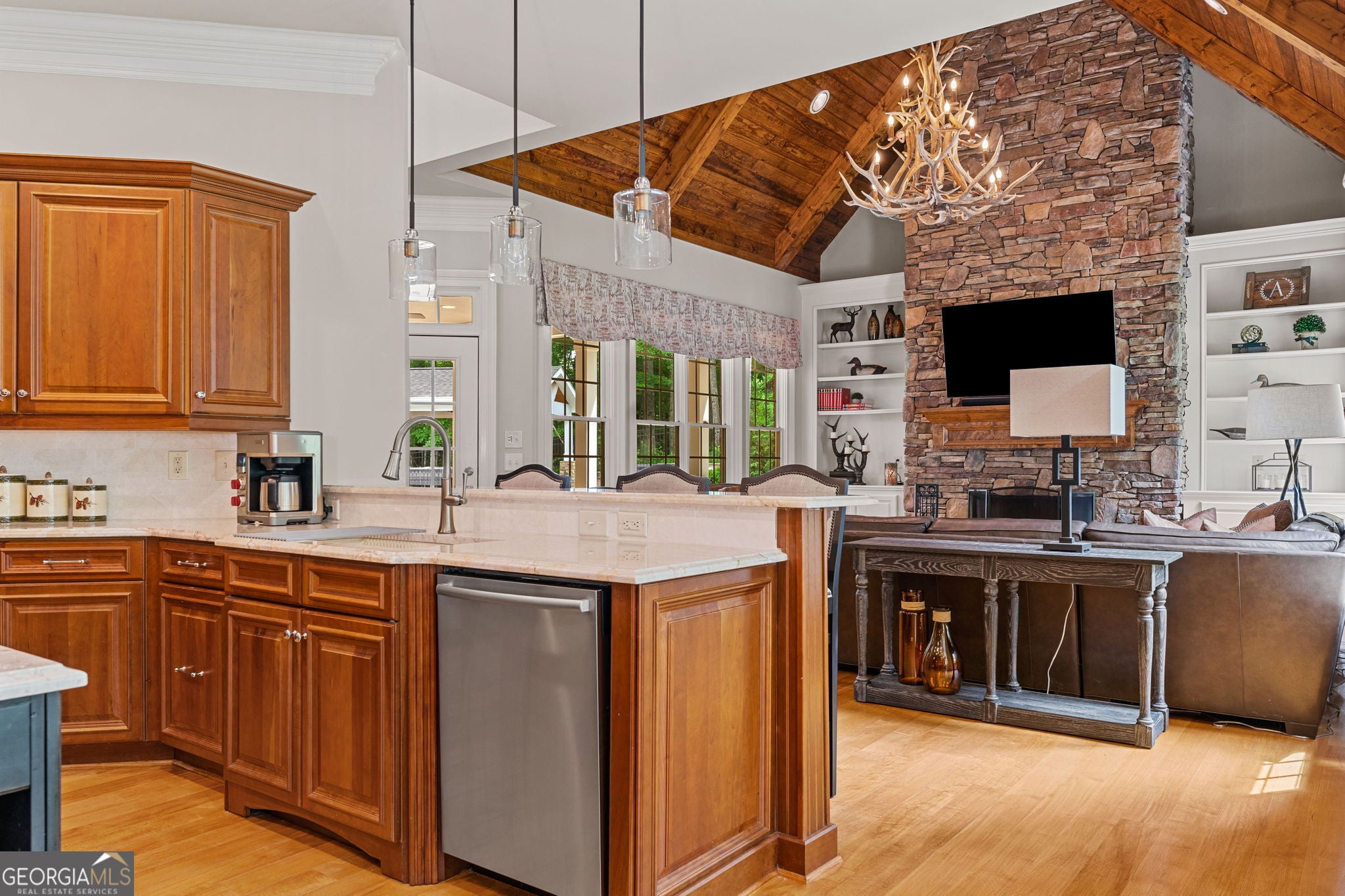 Canton, Georgia, 30115, United States, 6 Bedrooms Bedrooms, ,7 BathroomsBathrooms,Residential,Active,1831817