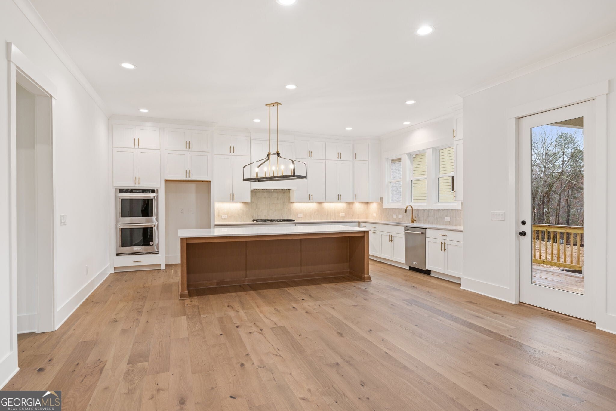 Gainesville, Georgia, 30506, United States, 4 Bedrooms Bedrooms, ,5 BathroomsBathrooms,Residential,Active,1993968