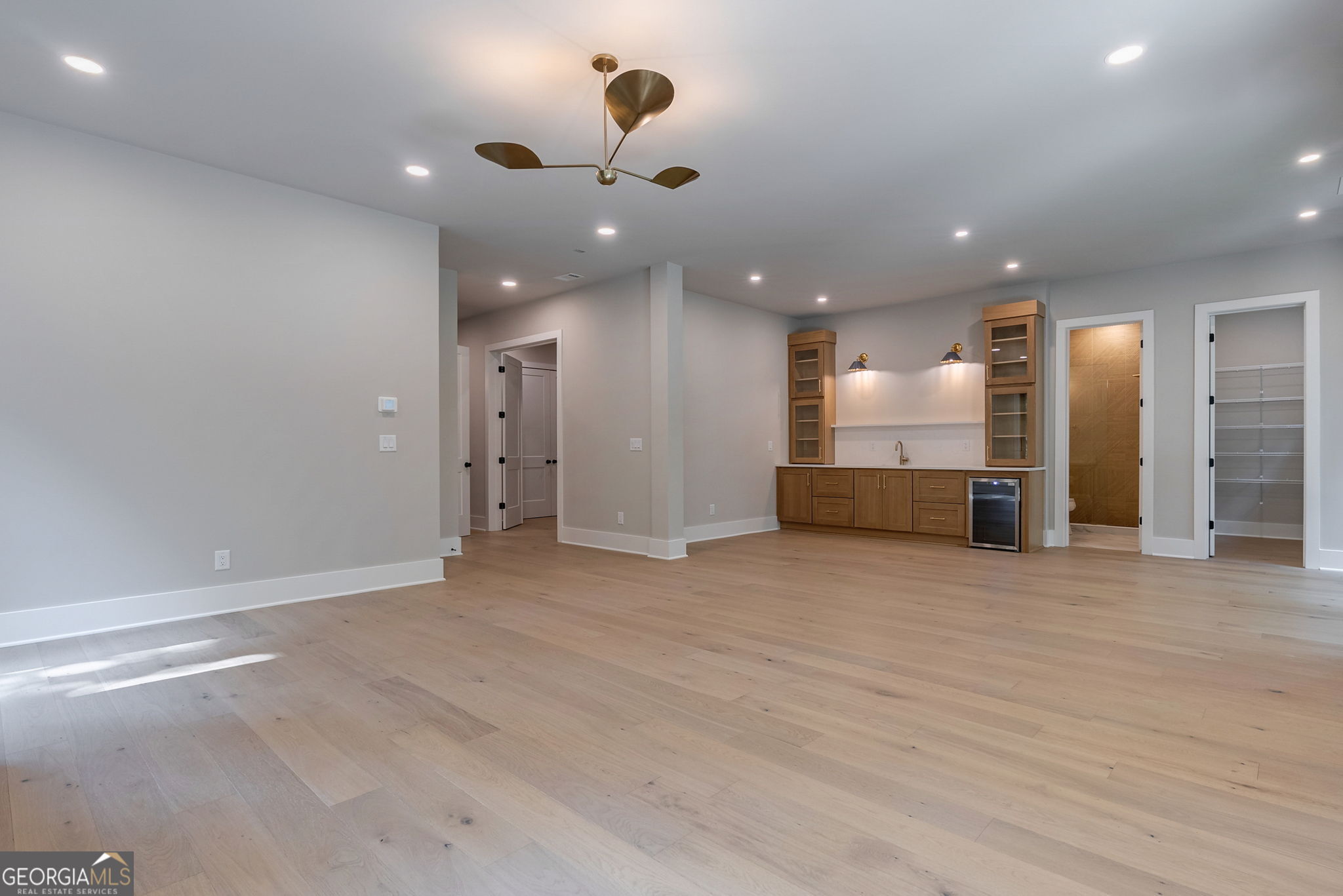 Cumming, Georgia, 30041, United States, 4 Bedrooms Bedrooms, ,4 BathroomsBathrooms,Residential,Active,1945468