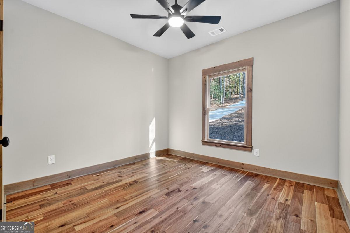 Ellijay, Georgia, 30540, United States, 4 Bedrooms Bedrooms, ,3 BathroomsBathrooms,Residential,Active,1971791