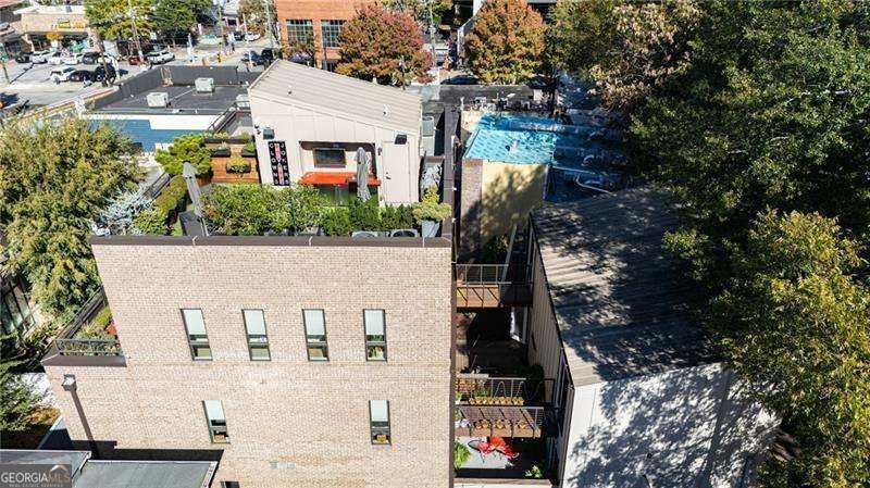 Atlanta, Georgia, 30309, United States, 3 Bedrooms Bedrooms, ,4 BathroomsBathrooms,Residential,Active,1987236