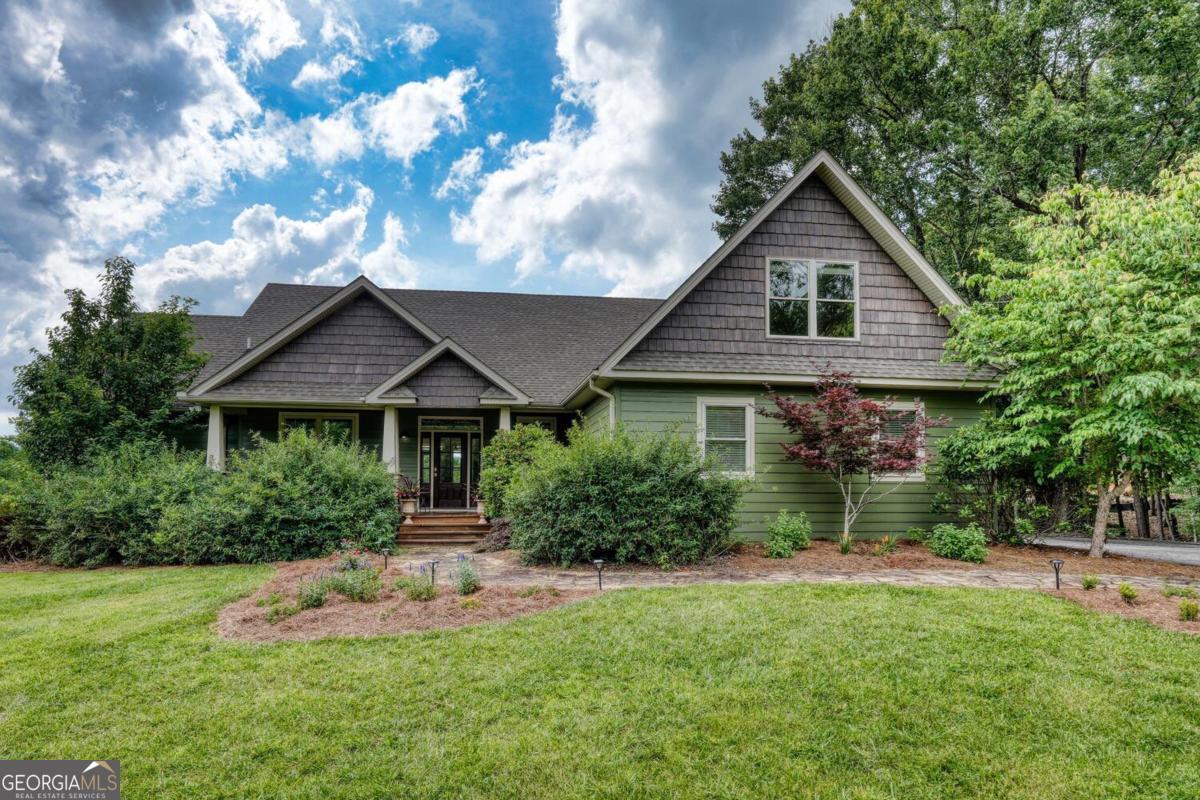 Blairsville, Georgia, 30512, United States, ,4 BathroomsBathrooms,Residential,Active,1852664