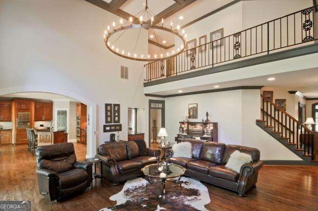 Kennesaw, Georgia, 30152, United States, 5 Bedrooms Bedrooms, ,4 BathroomsBathrooms,Residential,Active,2045507