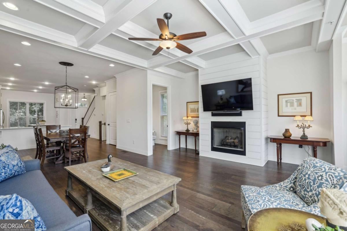 Alpharetta, Georgia, 30009, United States, 3 Bedrooms Bedrooms, ,4 BathroomsBathrooms,Residential,Active,1899885