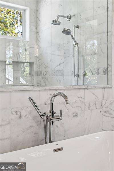 Atlanta, Georgia, 30306, United States, 6 Bedrooms Bedrooms, ,7 BathroomsBathrooms,Residential,Active,1994977