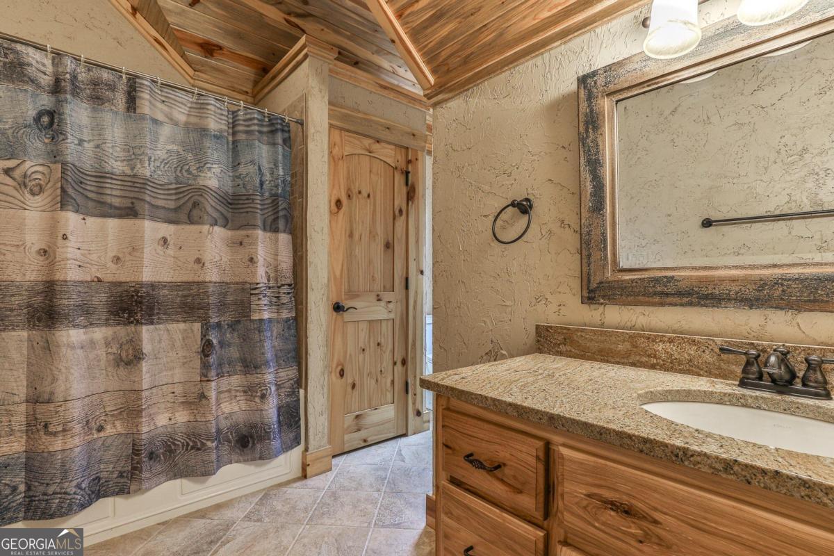 Talking Rock, Georgia, 30175, United States, 5 Bedrooms Bedrooms, ,5 BathroomsBathrooms,Residential,Active,1960178