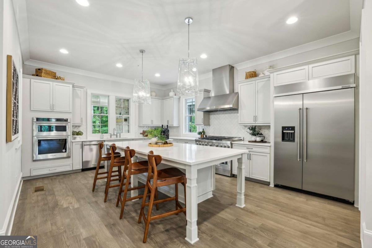 Alpharetta, Georgia, 30009, United States, 3 Bedrooms Bedrooms, ,4 BathroomsBathrooms,Residential,Active,1849535