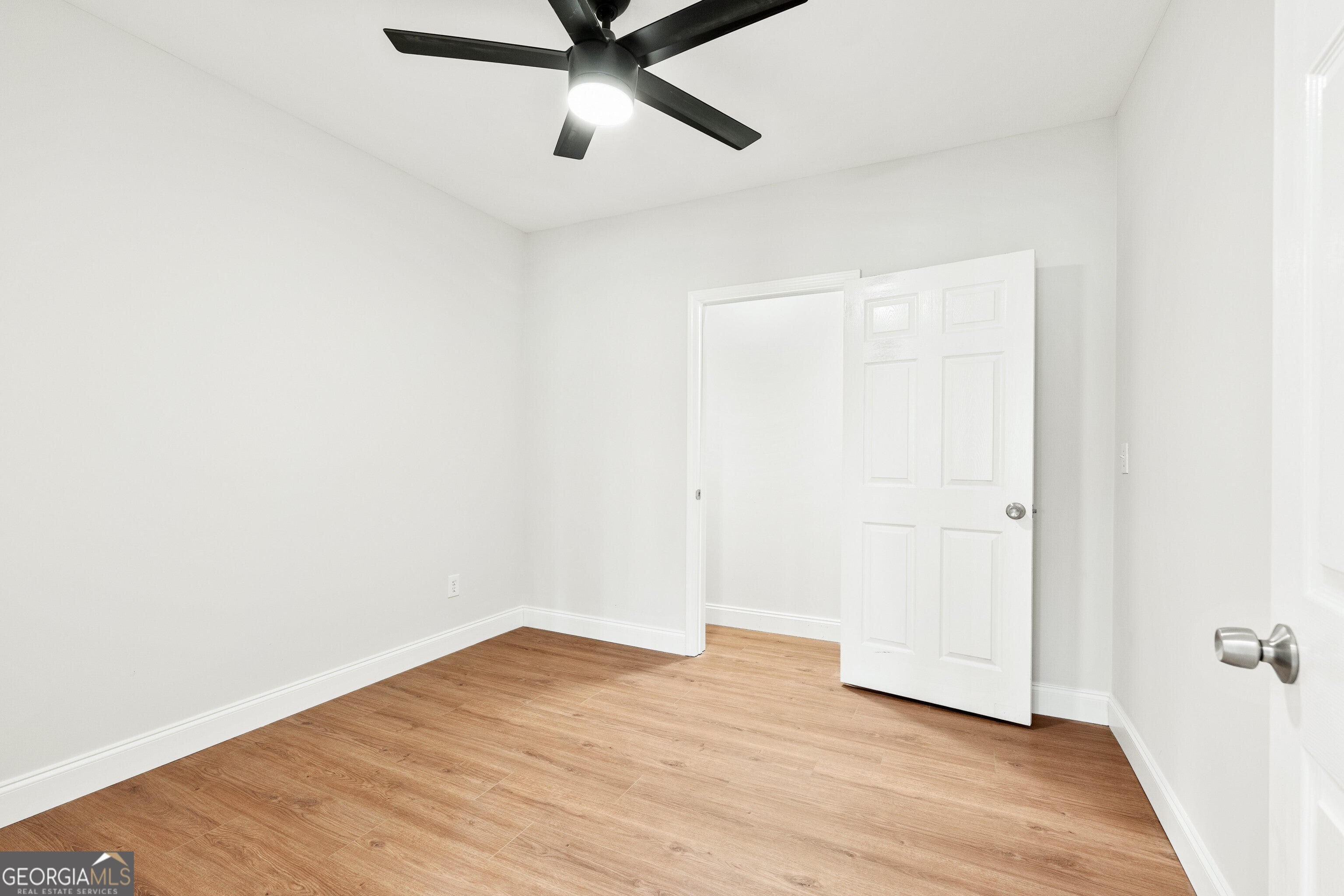 Flowery Branch, Georgia, 30542, United States, ,4 BathroomsBathrooms,Residential,Active,1773157