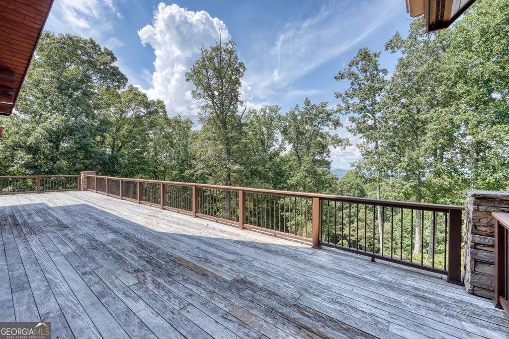 Blairsville, Georgia, 30512, United States, 4 Bedrooms Bedrooms, ,6 BathroomsBathrooms,Residential,Active,1936094