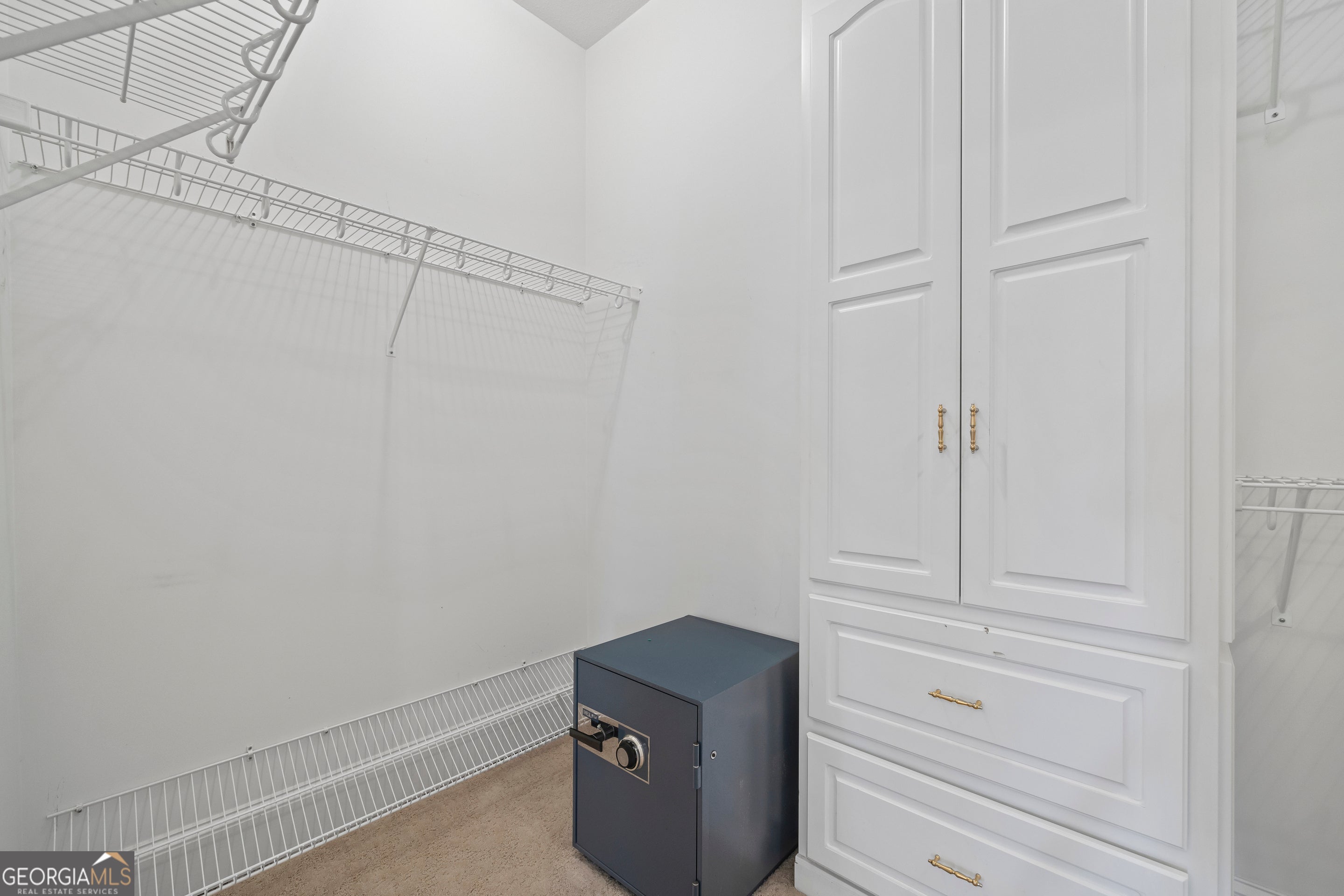 Lavonia, Georgia, 30553, United States, 5 Bedrooms Bedrooms, ,5 BathroomsBathrooms,Residential,Active,1862896