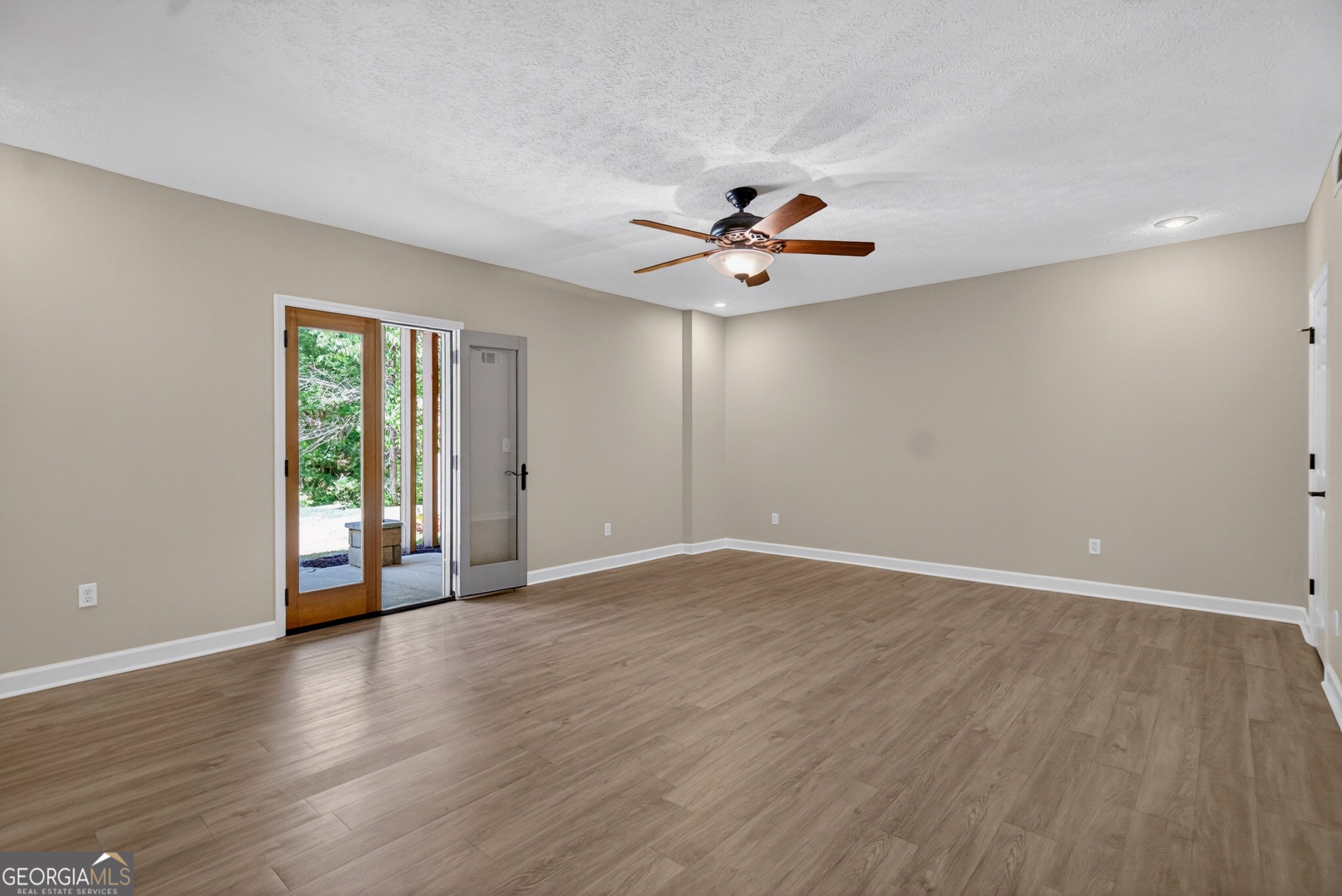 Cataula, Georgia, 31804, United States, 5 Bedrooms Bedrooms, ,5 BathroomsBathrooms,Residential,Active,2044194