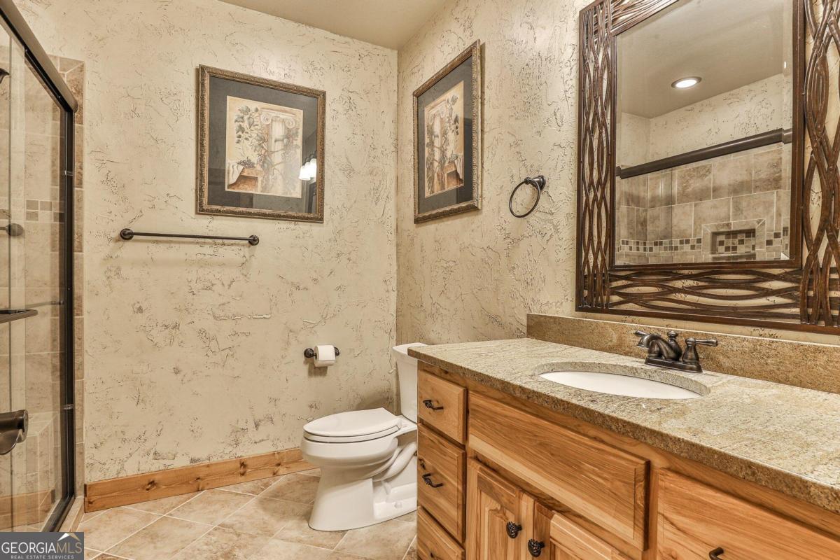 Talking Rock, Georgia, 30175, United States, 5 Bedrooms Bedrooms, ,5 BathroomsBathrooms,Residential,Active,1914617