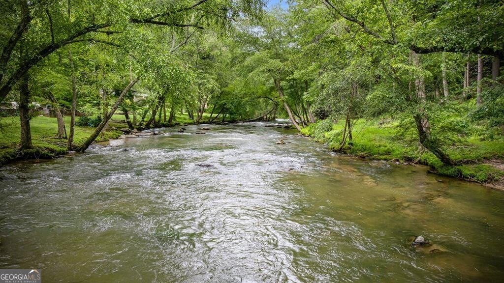 Ellijay, Georgia, 30536, United States, 4 Bedrooms Bedrooms, ,3 BathroomsBathrooms,Residential,Active,1863308