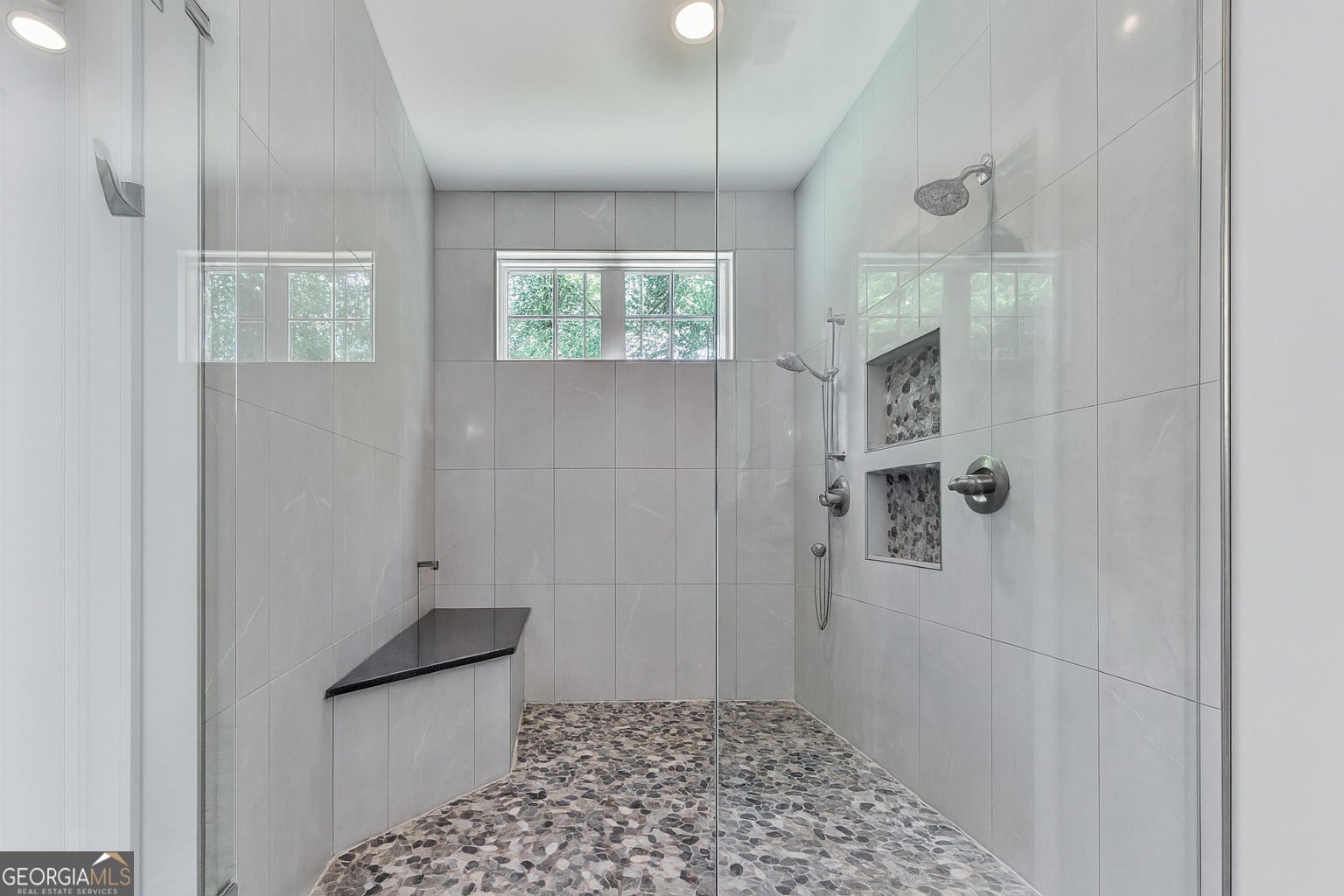 Ellijay, Georgia, 30540, United States, 4 Bedrooms Bedrooms, ,5 BathroomsBathrooms,Residential,Active,1913021