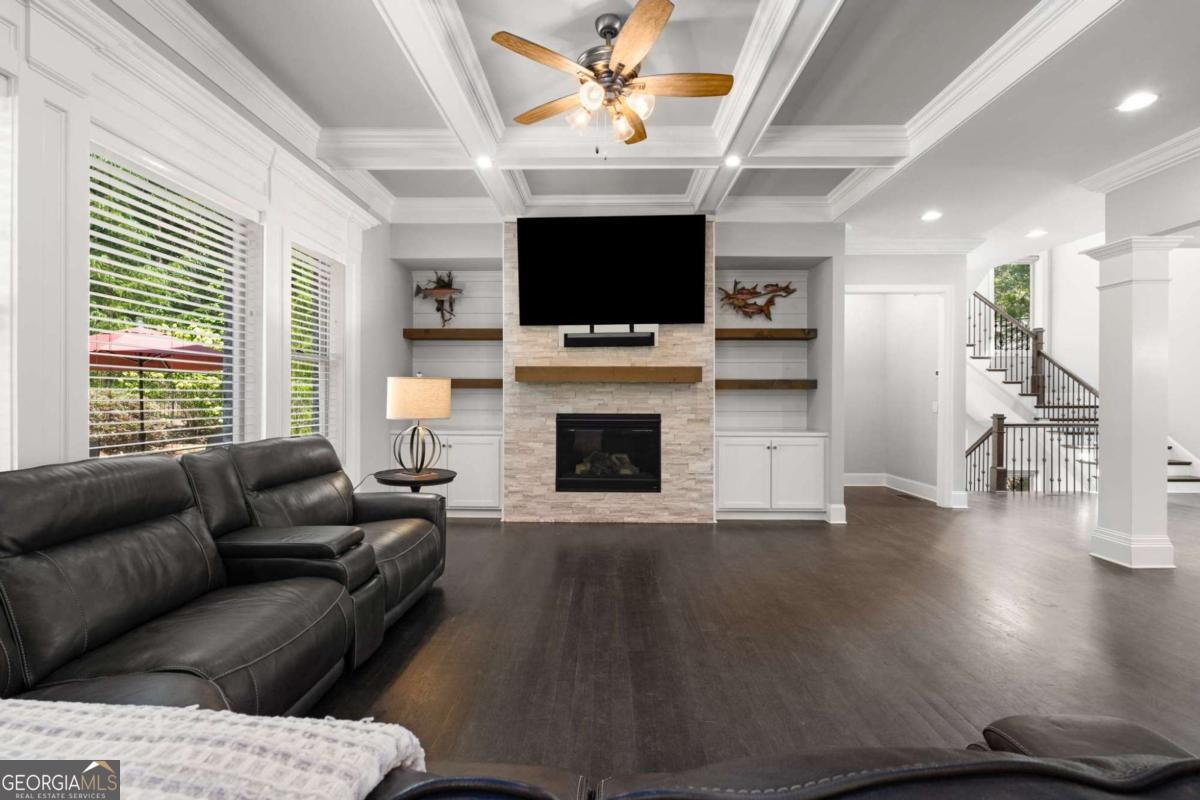 Flowery Branch, Georgia, 30542, United States, 5 Bedrooms Bedrooms, ,7 BathroomsBathrooms,Residential,Active,1941126