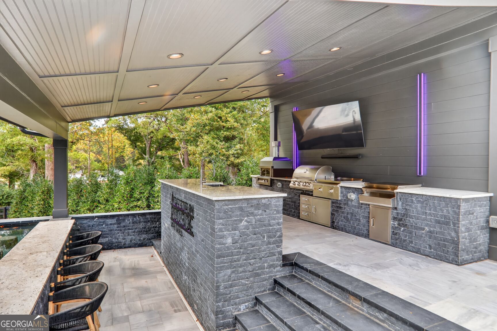 Canton, Georgia, 30115, United States, 4 Bedrooms Bedrooms, ,5 BathroomsBathrooms,Residential,Active,1968390