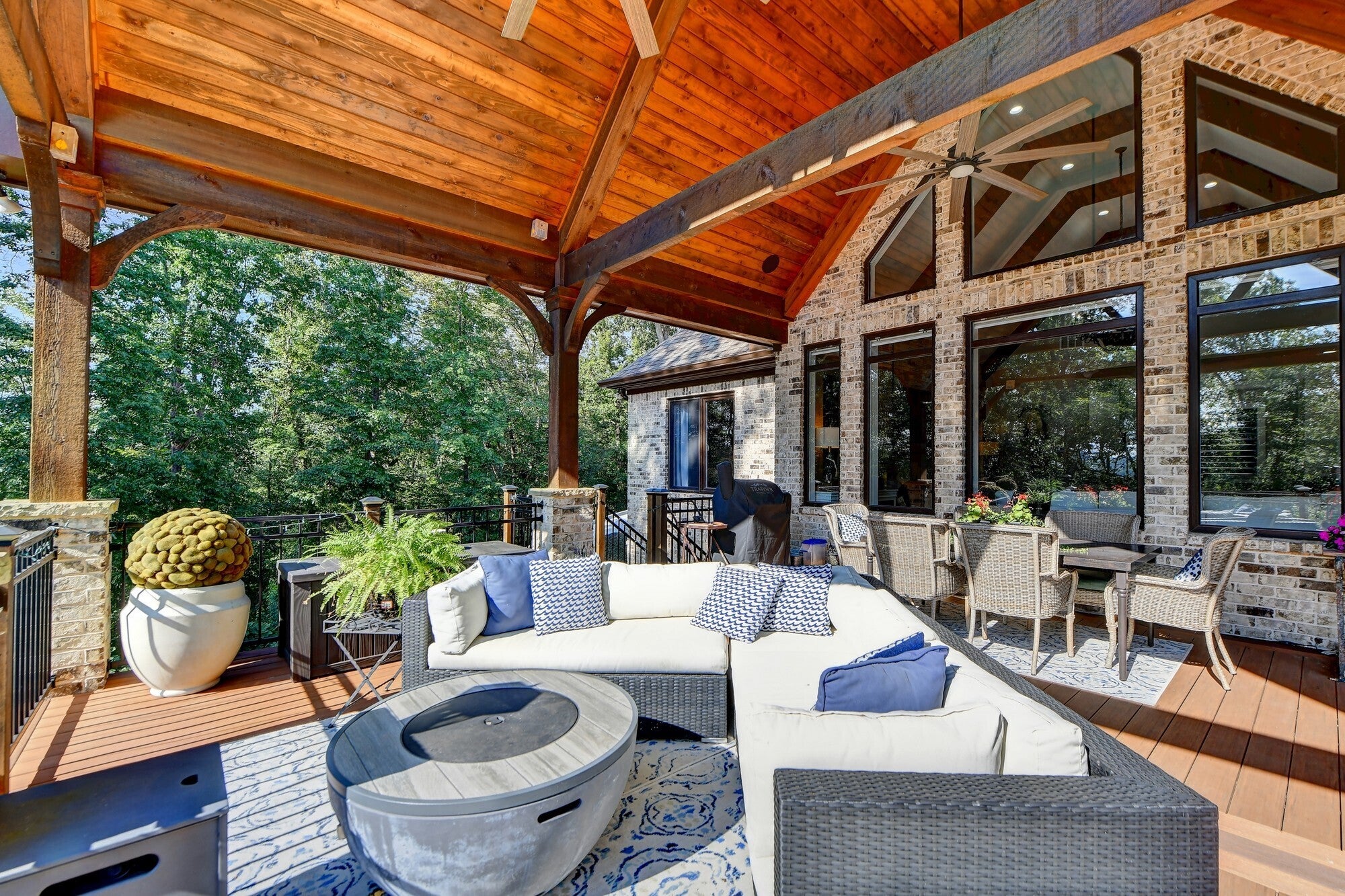 Hoschton, Georgia, 30548, United States, ,Residential,Pending,1702571