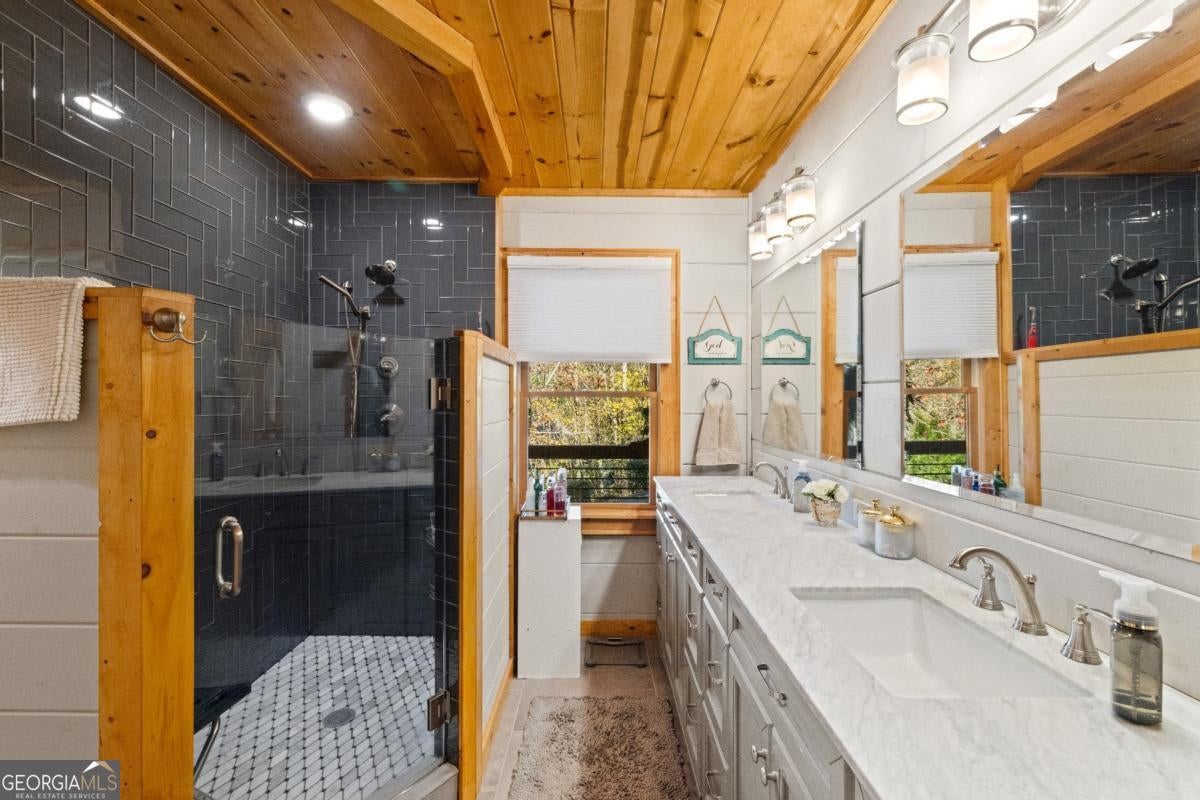 Blue Ridge, Georgia, 30513, United States, 4 Bedrooms Bedrooms, ,4 BathroomsBathrooms,Residential,Active,1990584