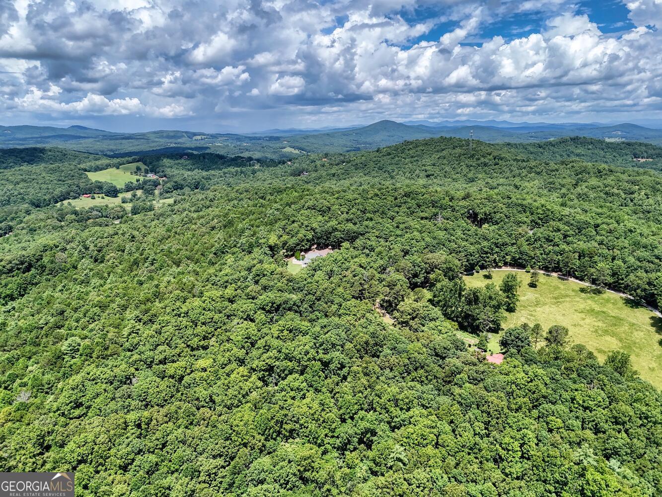 Blairsville, Georgia, 30512, United States, 4 Bedrooms Bedrooms, ,4 BathroomsBathrooms,Residential,Active,1897990
