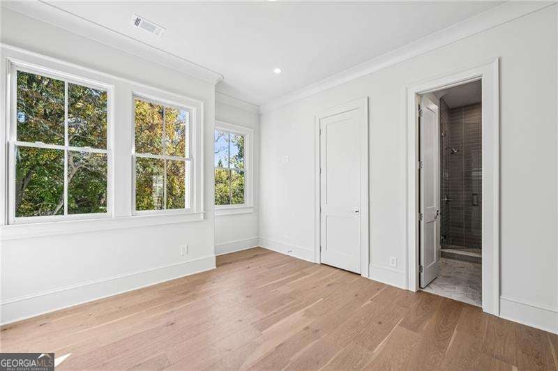 Atlanta, Georgia, 30306, United States, 6 Bedrooms Bedrooms, ,7 BathroomsBathrooms,Residential,Active,1994977