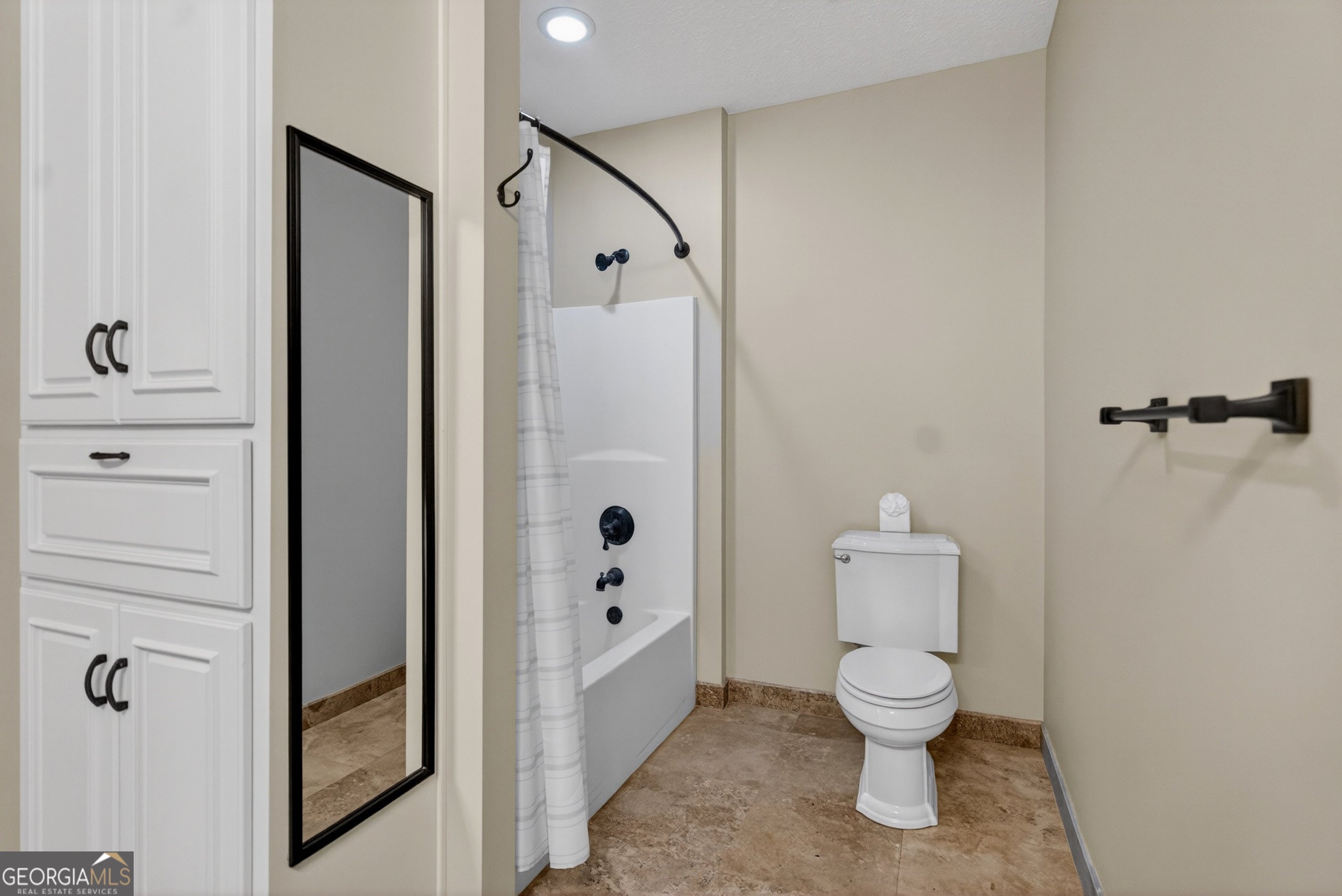 Cataula, Georgia, 31804, United States, 5 Bedrooms Bedrooms, ,5 BathroomsBathrooms,Residential,Active,2044194