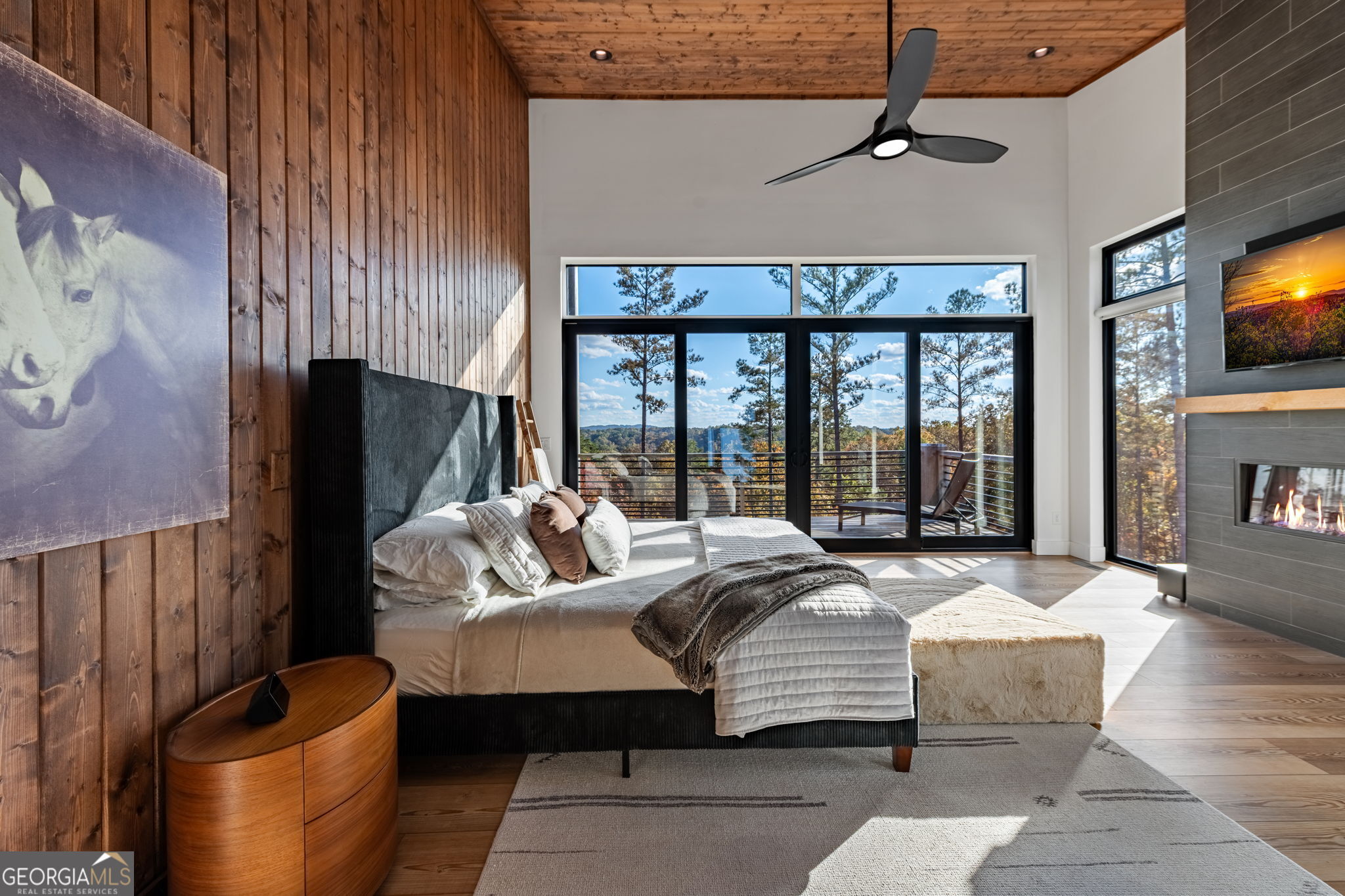 Ellijay, Georgia, 30540, United States, 4 Bedrooms Bedrooms, ,3 BathroomsBathrooms,Residential,Active,1986866