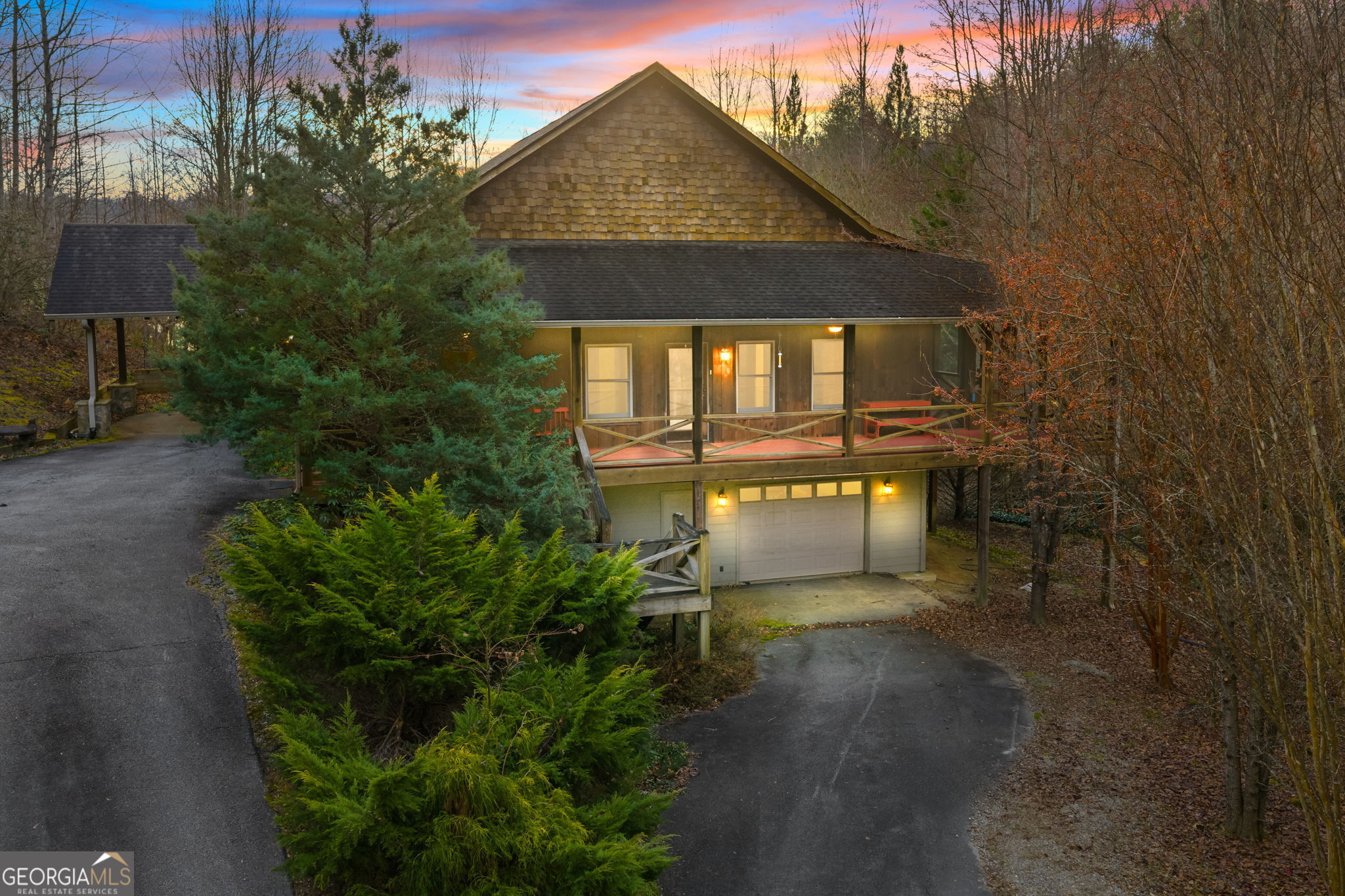 Clarkesville, Georgia, 30523, United States, 3 Bedrooms Bedrooms, ,4 BathroomsBathrooms,Residential,Active,2007020