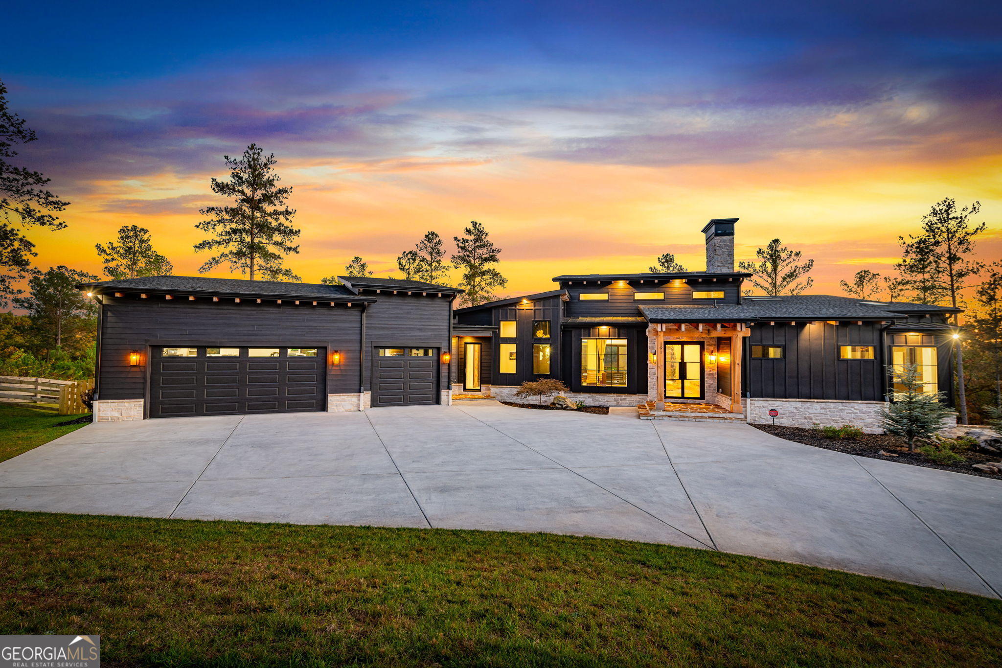 Ellijay, Georgia, 30540, United States, 4 Bedrooms Bedrooms, ,3 BathroomsBathrooms,Residential,Active,1986866