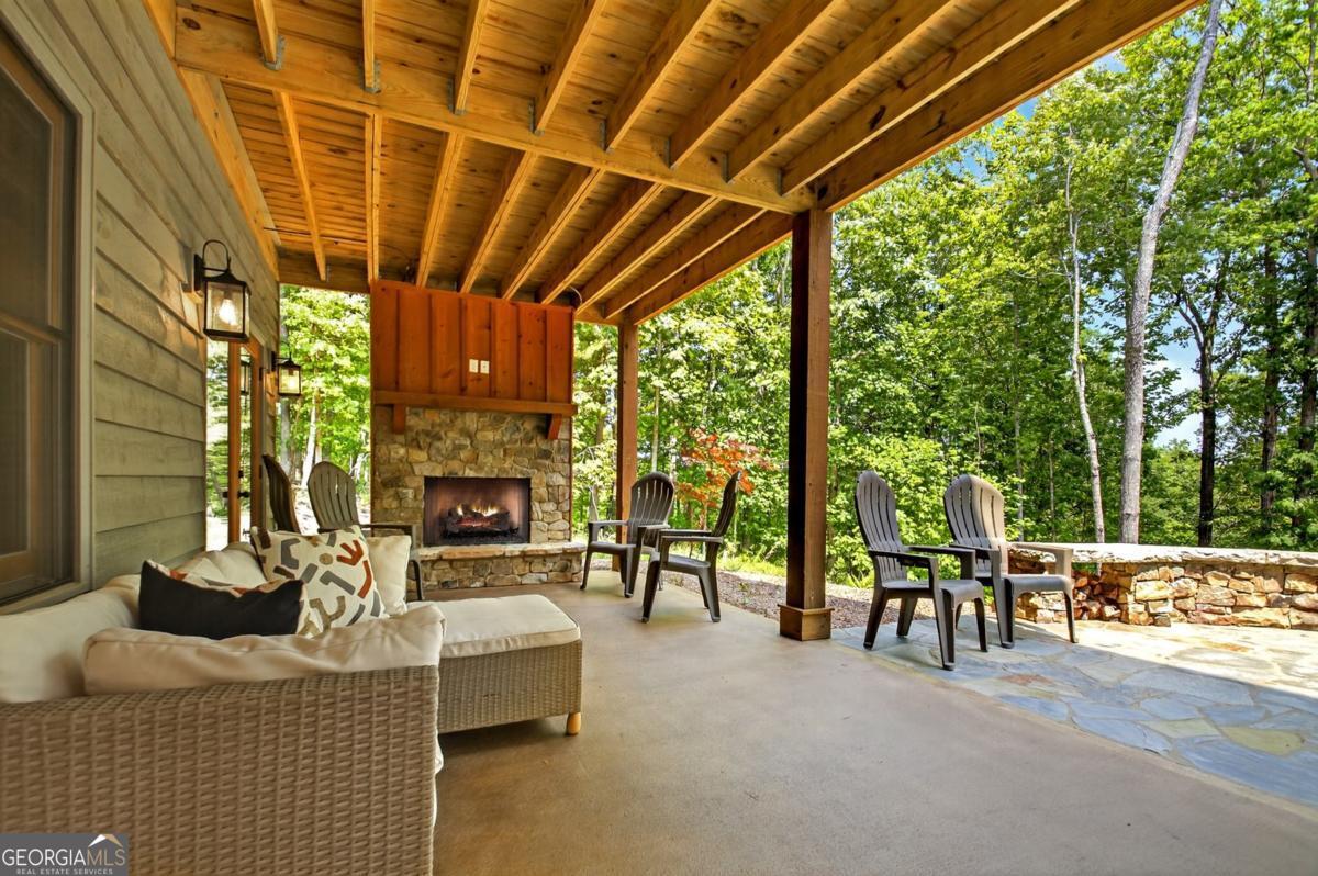 Morganton, Georgia, 30560, United States, 4 Bedrooms Bedrooms, ,4 BathroomsBathrooms,Residential,Active,1853343