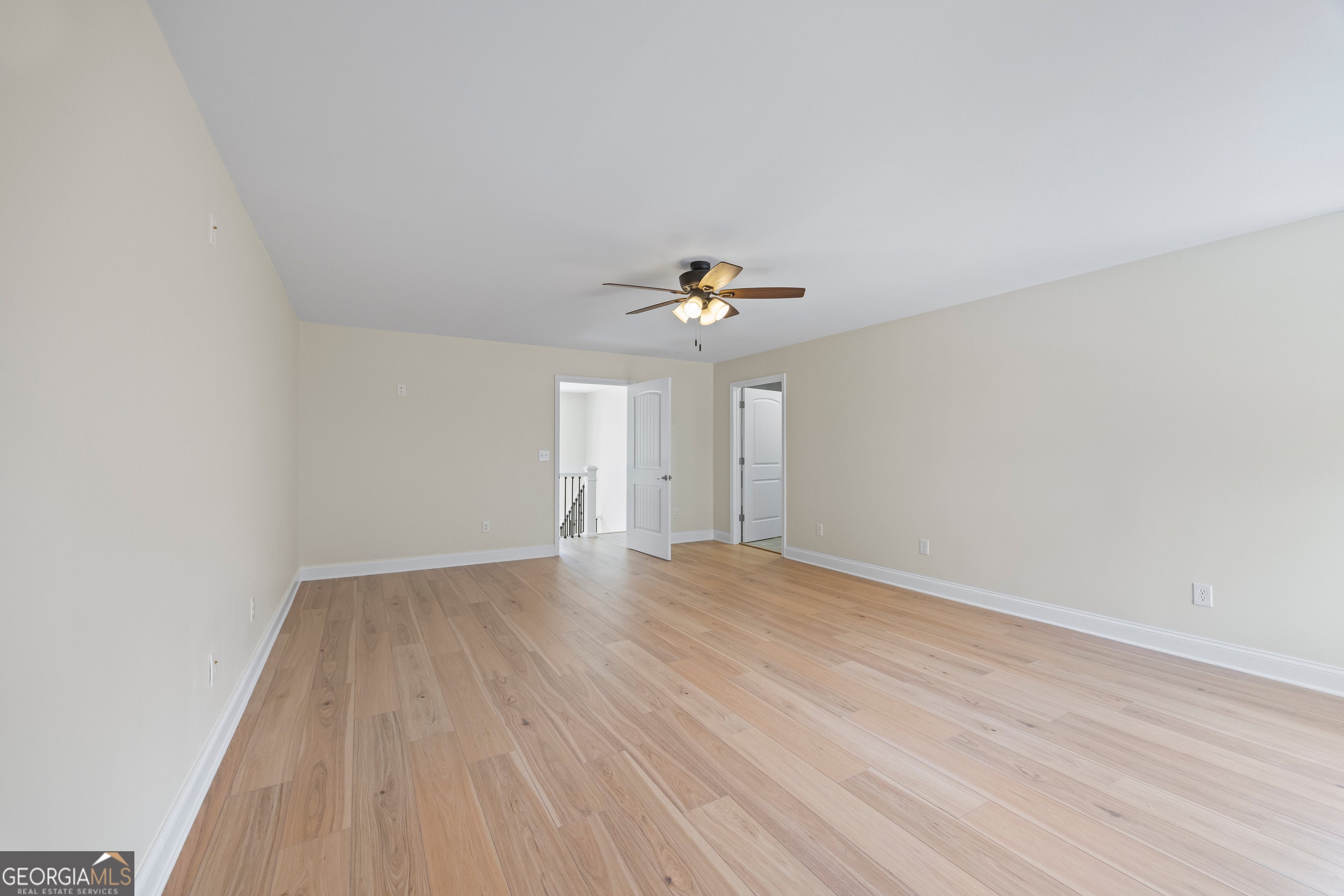 Martin, Georgia, 30557, United States, 6 Bedrooms Bedrooms, ,5 BathroomsBathrooms,Residential,Active,1964253