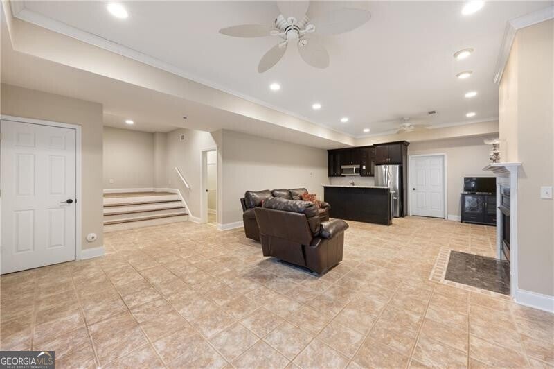 Cumming, Georgia, 30040, United States, 6 Bedrooms Bedrooms, ,5 BathroomsBathrooms,Residential,Active,2043430