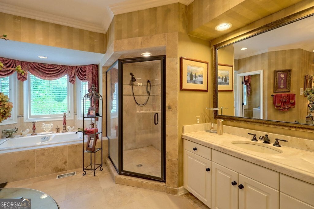 Hiawassee, Georgia, 30546, United States, 4 Bedrooms Bedrooms, ,4 BathroomsBathrooms,Residential,Active,1718878