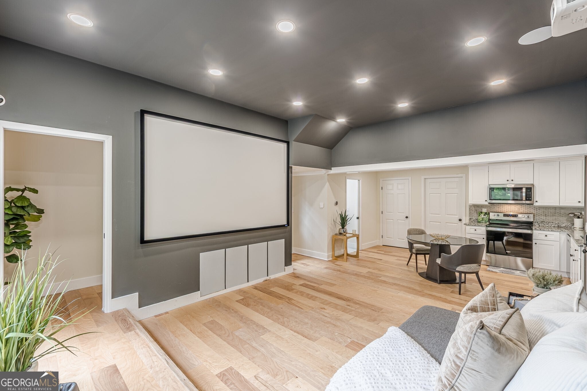 Douglasville, Georgia, 30134, United States, 3 Bedrooms Bedrooms, ,3 BathroomsBathrooms,Residential,Active,1997572