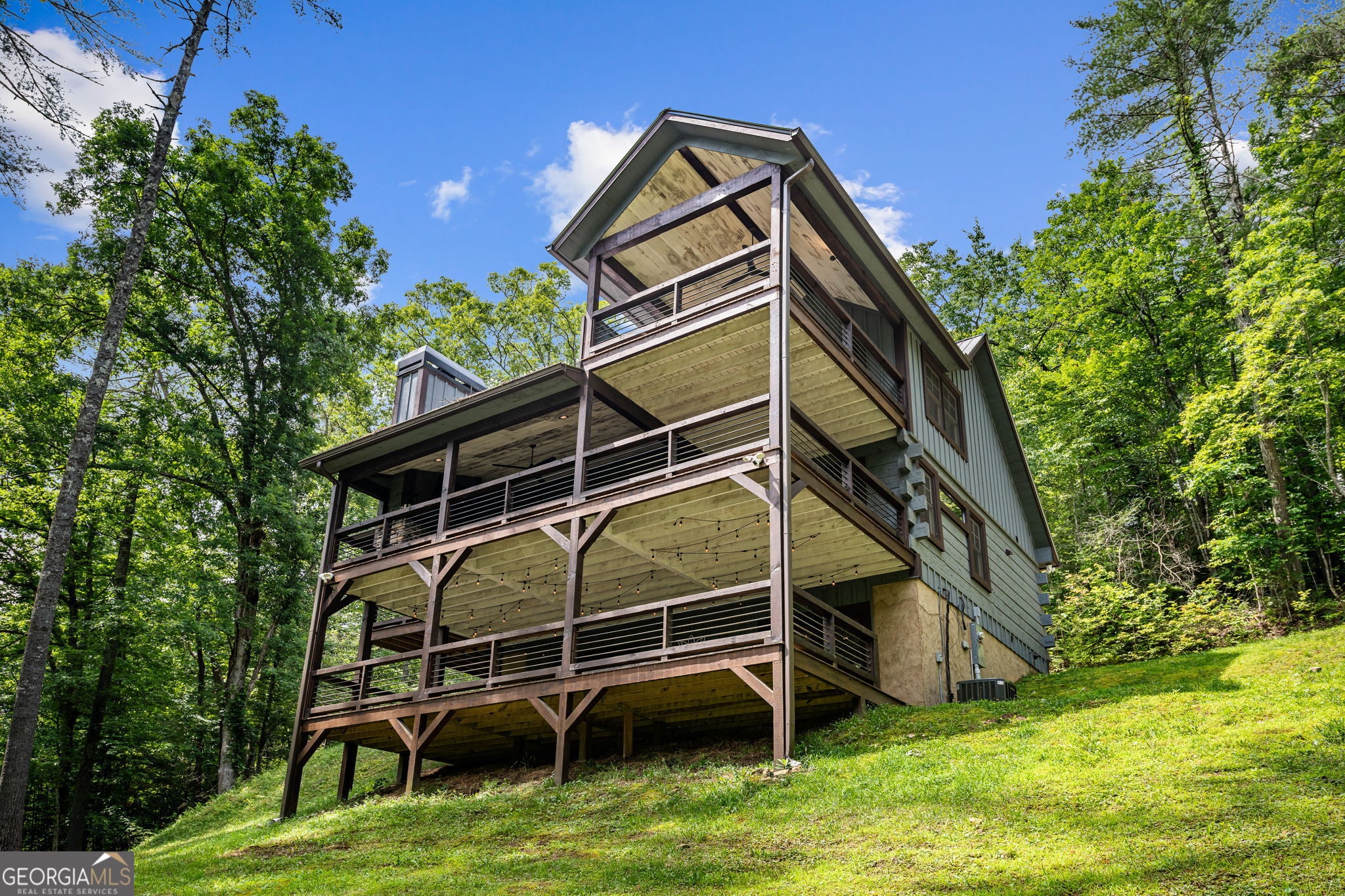 Blue Ridge, Georgia, 30513, United States, 3 Bedrooms Bedrooms, ,3 BathroomsBathrooms,Residential,Active,2045614