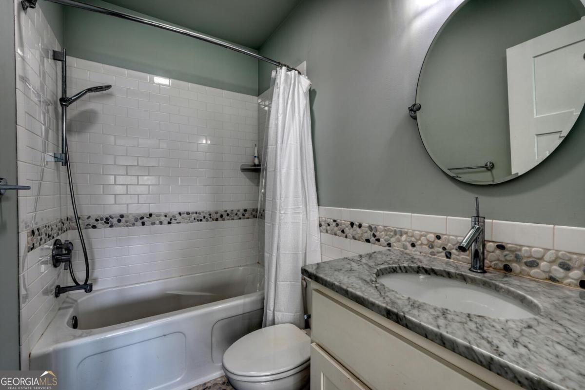 Blairsville, Georgia, 30512, United States, ,4 BathroomsBathrooms,Residential,Active,1852664