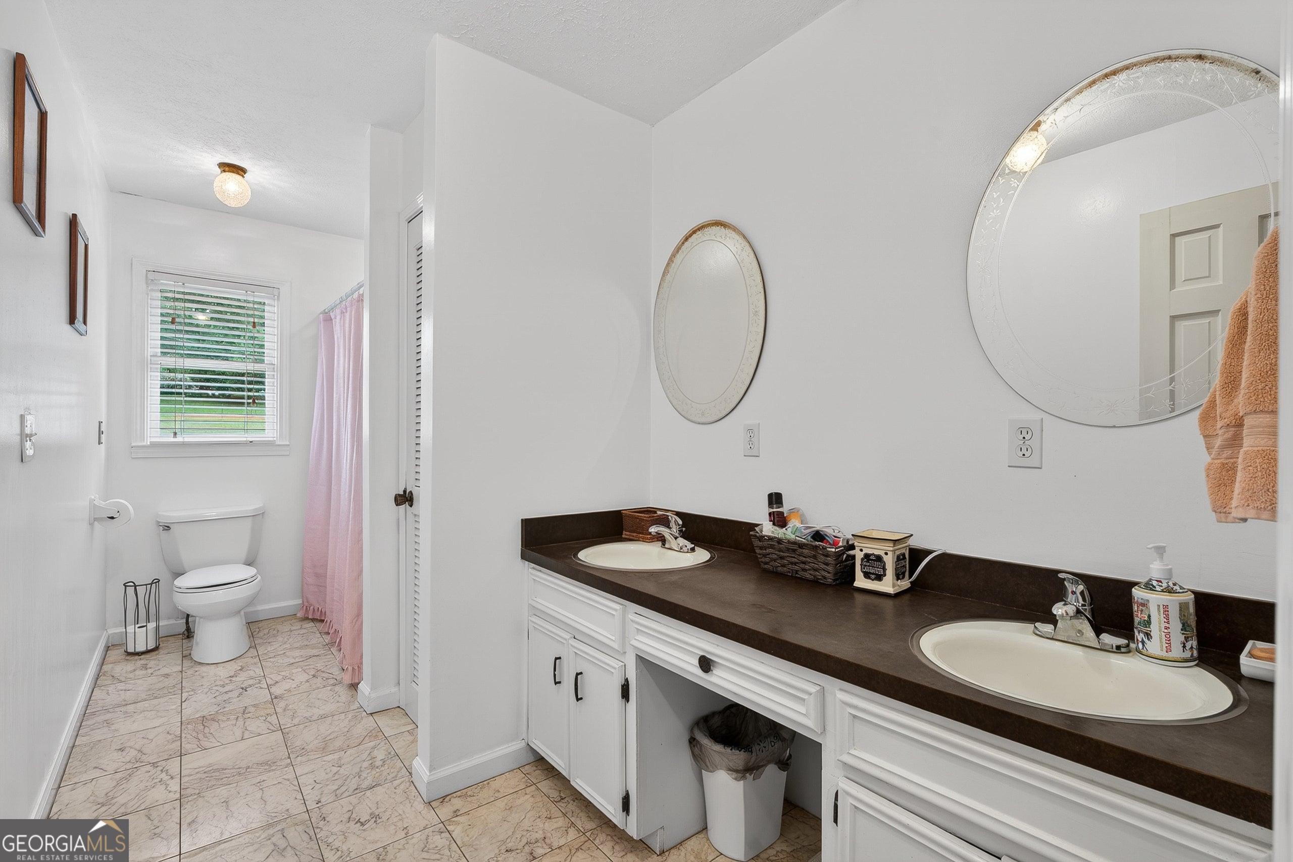 Dahlonega, Georgia, 30533, United States, 5 Bedrooms Bedrooms, ,4 BathroomsBathrooms,Residential,Active,2044583