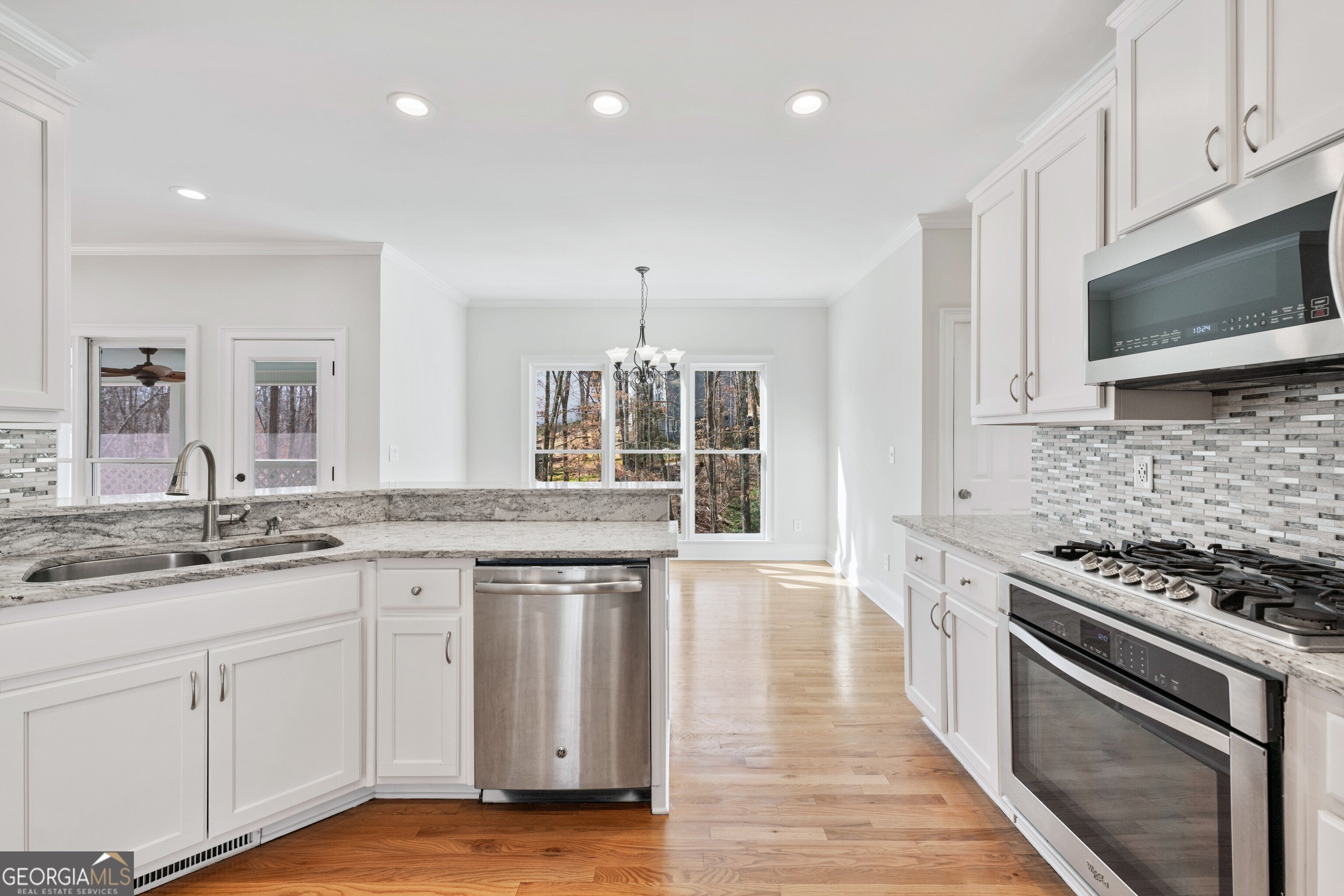 Flowery Branch, Georgia, 30542, United States, ,4 BathroomsBathrooms,Residential,Active,1773157