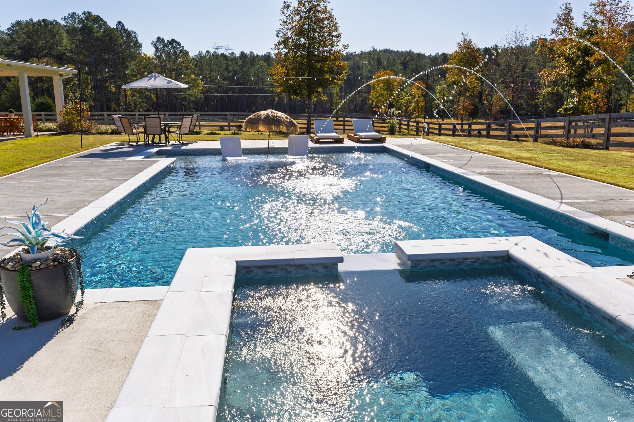 Rydal, Georgia, 30171, United States, 5 Bedrooms Bedrooms, ,5 BathroomsBathrooms,Residential,Active,1987251