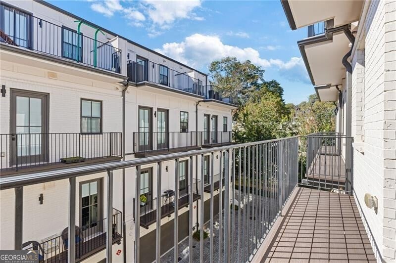 Atlanta, Georgia, 30308, United States, 3 Bedrooms Bedrooms, ,4 BathroomsBathrooms,Residential,Active,1969678