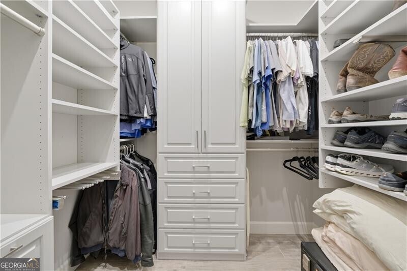 Johns Creek, Georgia, 30097, United States, 4 Bedrooms Bedrooms, ,5 BathroomsBathrooms,Residential,Active,2006832