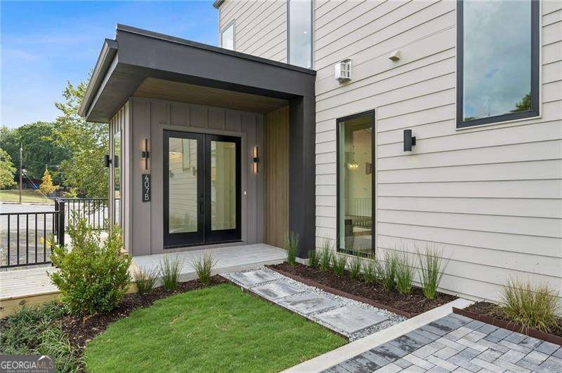 Atlanta, Georgia, 30308, United States, 4 Bedrooms Bedrooms, ,5 BathroomsBathrooms,Residential,Active,1985587