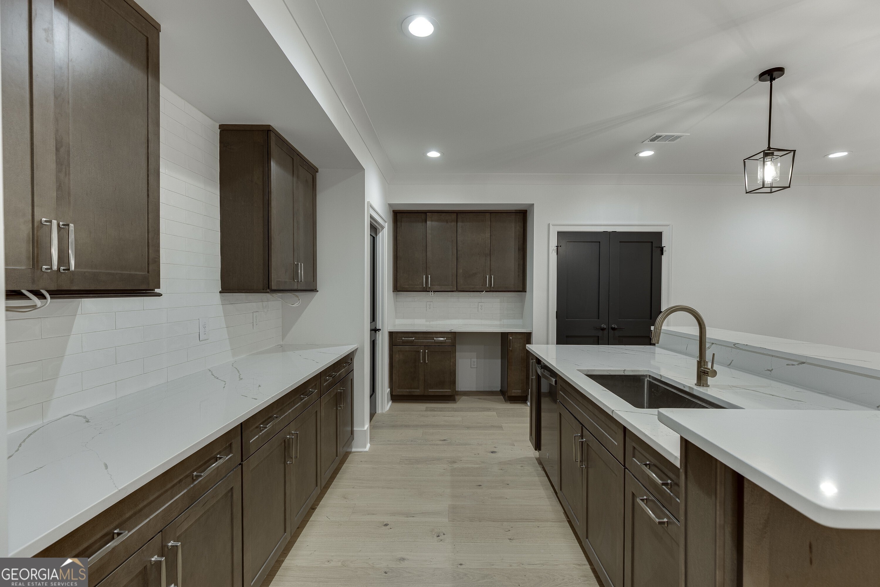 Flowery Branch, Georgia, 30542, United States, 4 Bedrooms Bedrooms, ,6 BathroomsBathrooms,Residential,Active,1999906