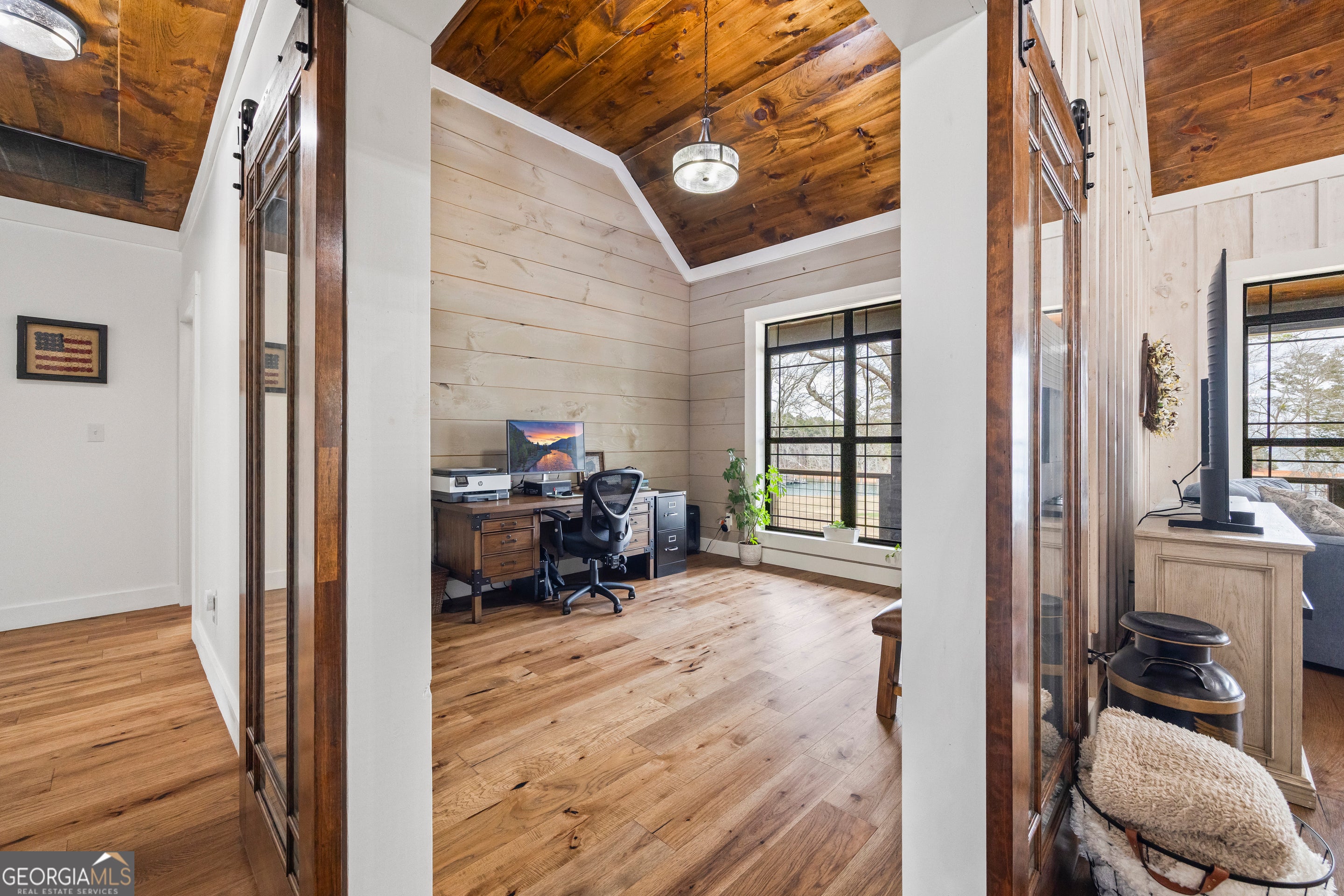 Hartwell, Georgia, 30643, United States, 6 Bedrooms Bedrooms, ,6 BathroomsBathrooms,Residential,Active,2011216