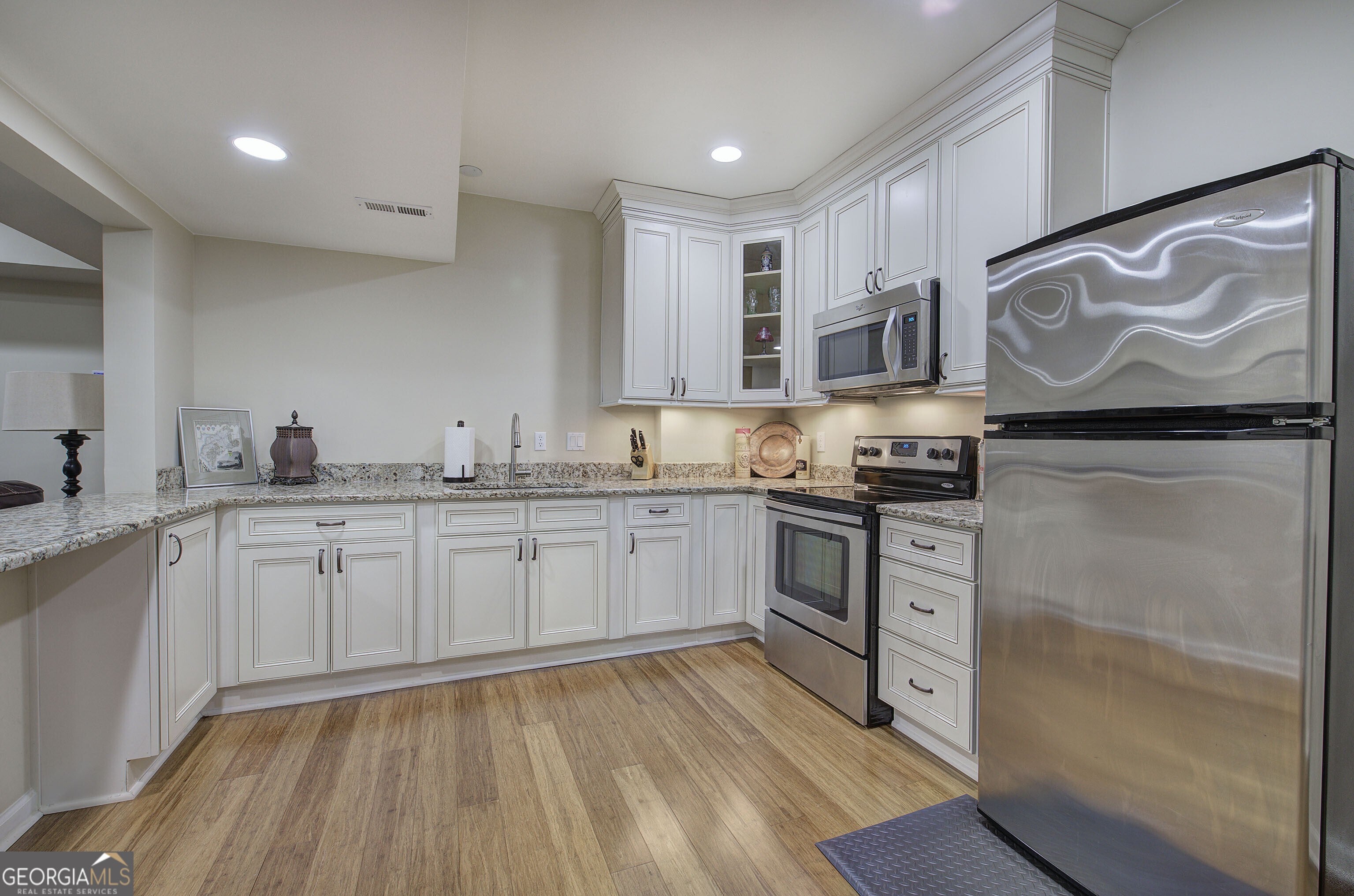 Kennesaw, Georgia, 30152, United States, 6 Bedrooms Bedrooms, ,7 BathroomsBathrooms,Residential,Active,1967313